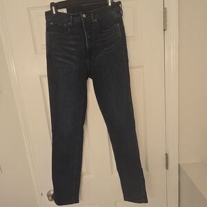 GAP Women's Dark Blue Skinny Leg Jeans